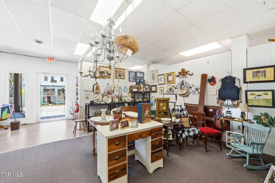 Photo #43: 114 West Jackson Street