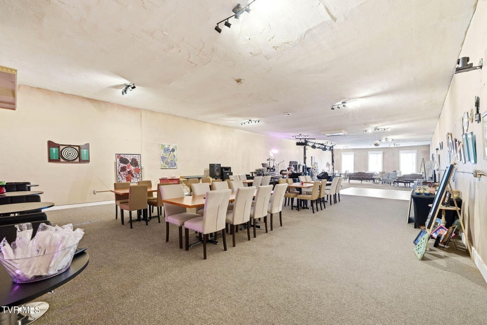 Photo #27: 114 West Jackson Street