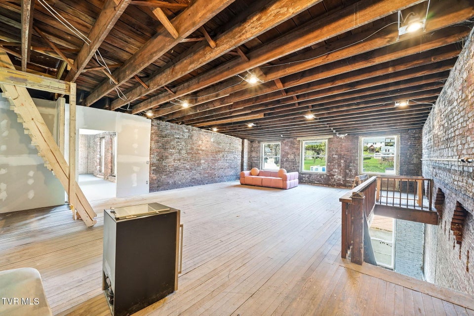 Photo #46: 114 West Jackson Street