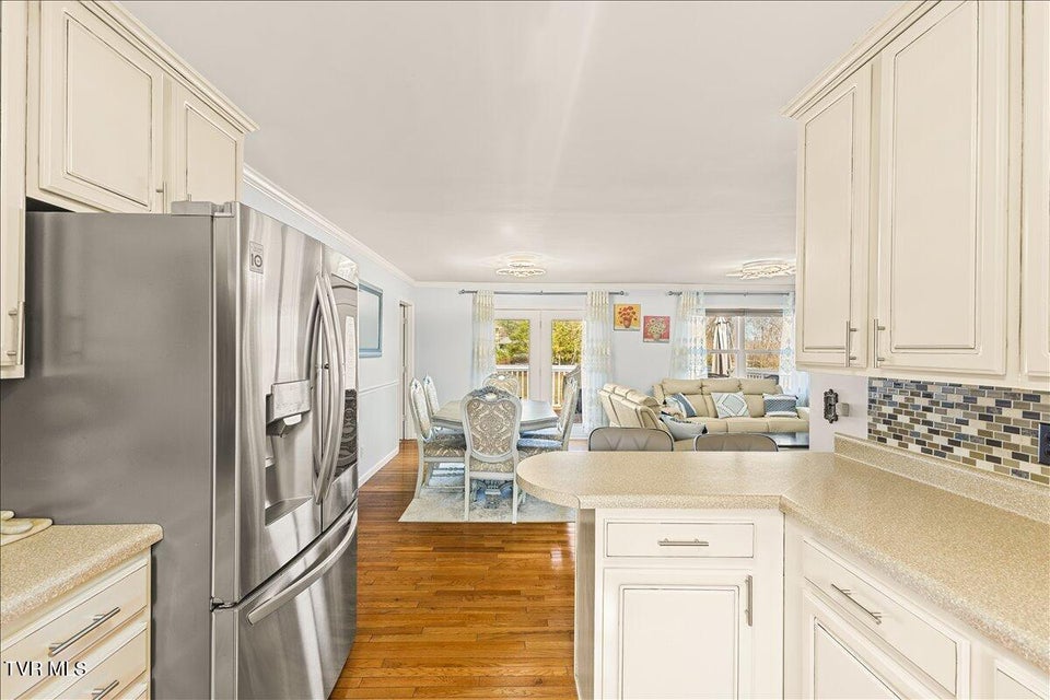 Photo #16: 1605 Southwest Avenue