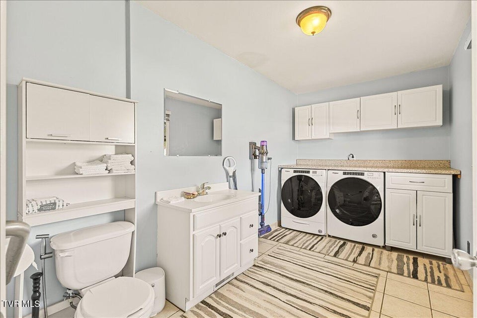 Photo #22: 1605 Southwest Avenue