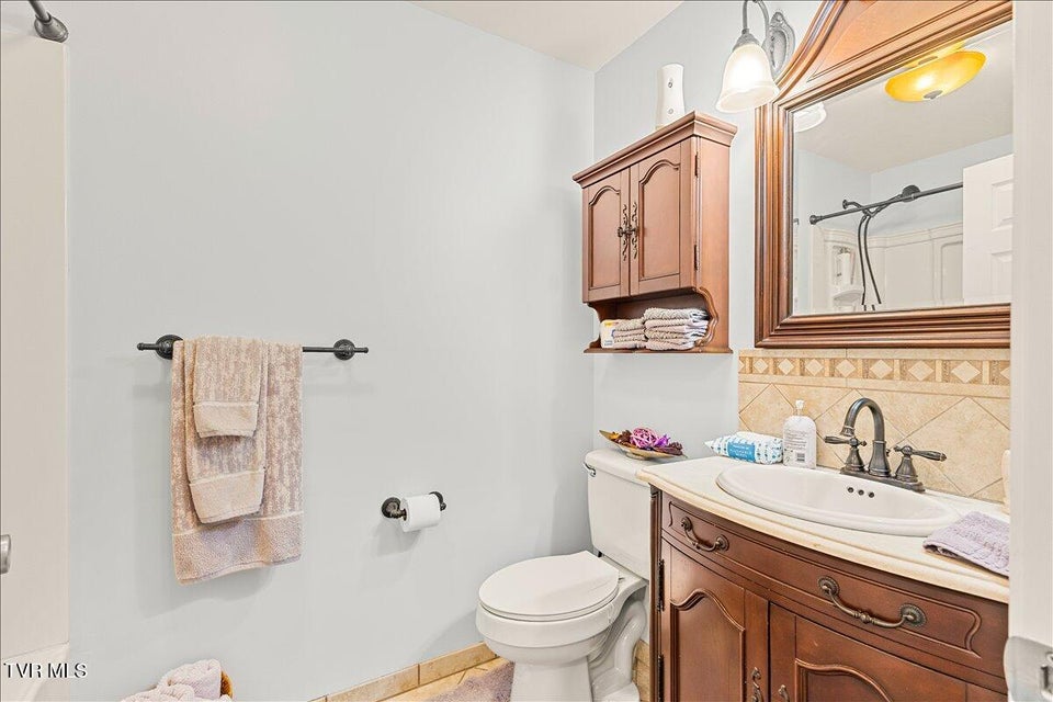 Photo #28: 1605 Southwest Avenue