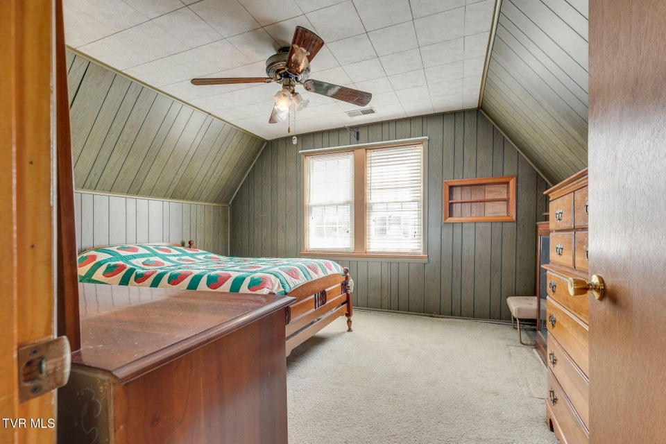 Photo #19: 902 Federal Street