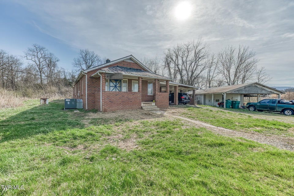 Photo #3: 880 Highway 44 