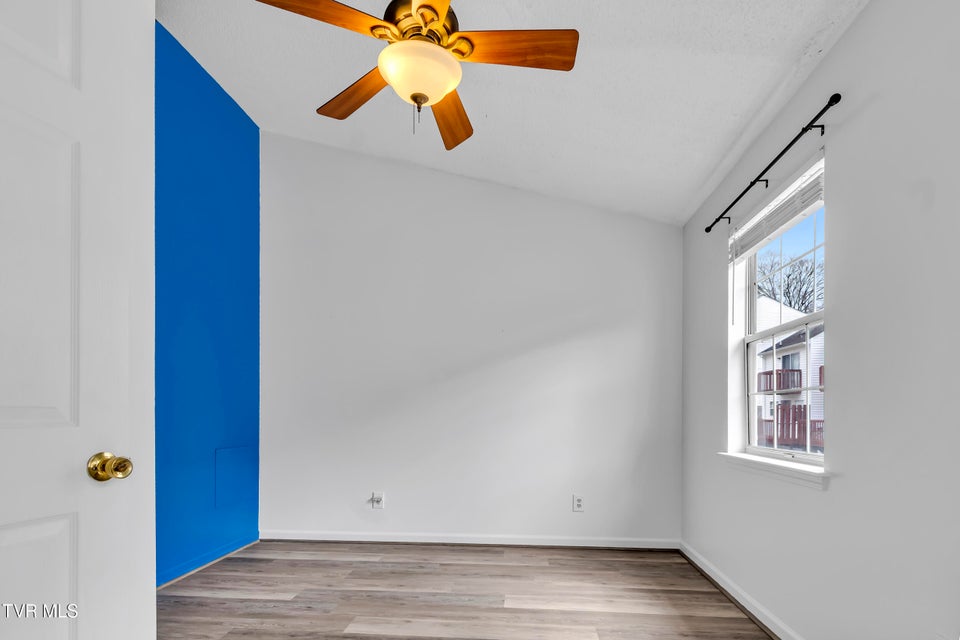 Photo #11: 2931 Broad Street