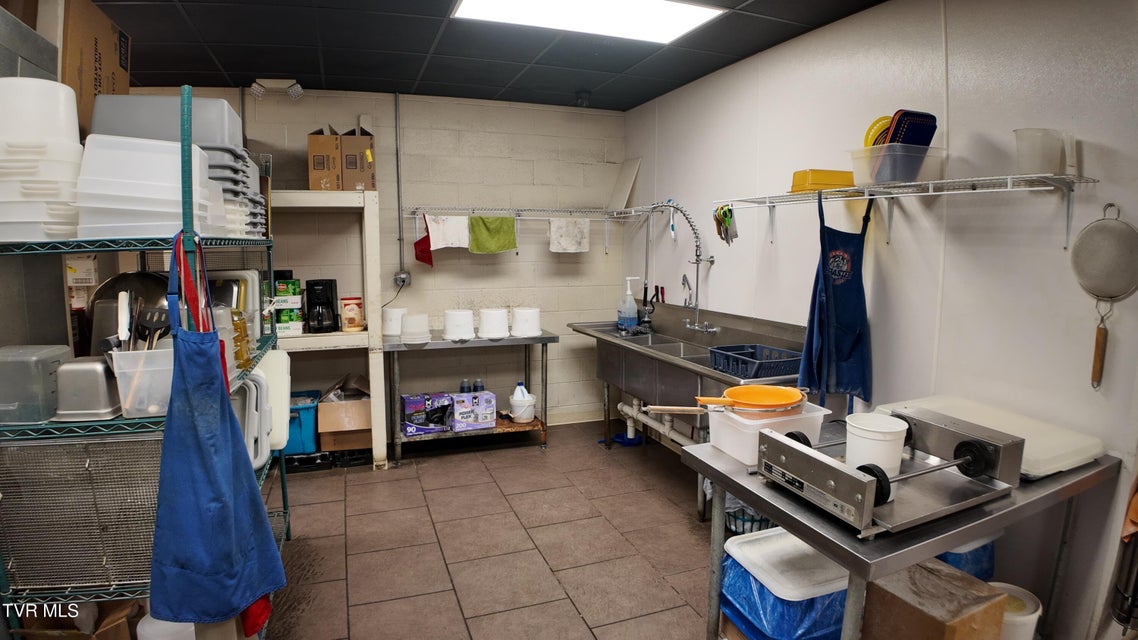 Photo #39: 693 Shady Street