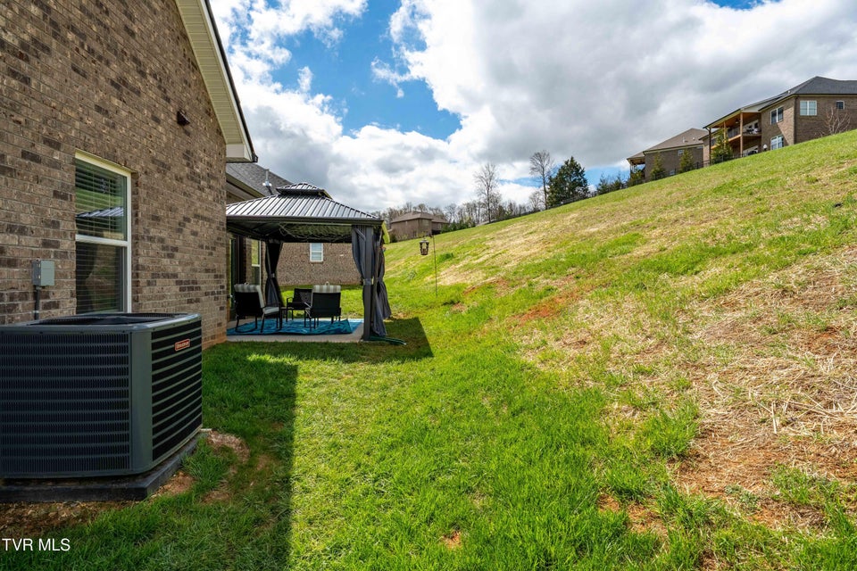 Photo #17: 226 Quiet Stroll Lane