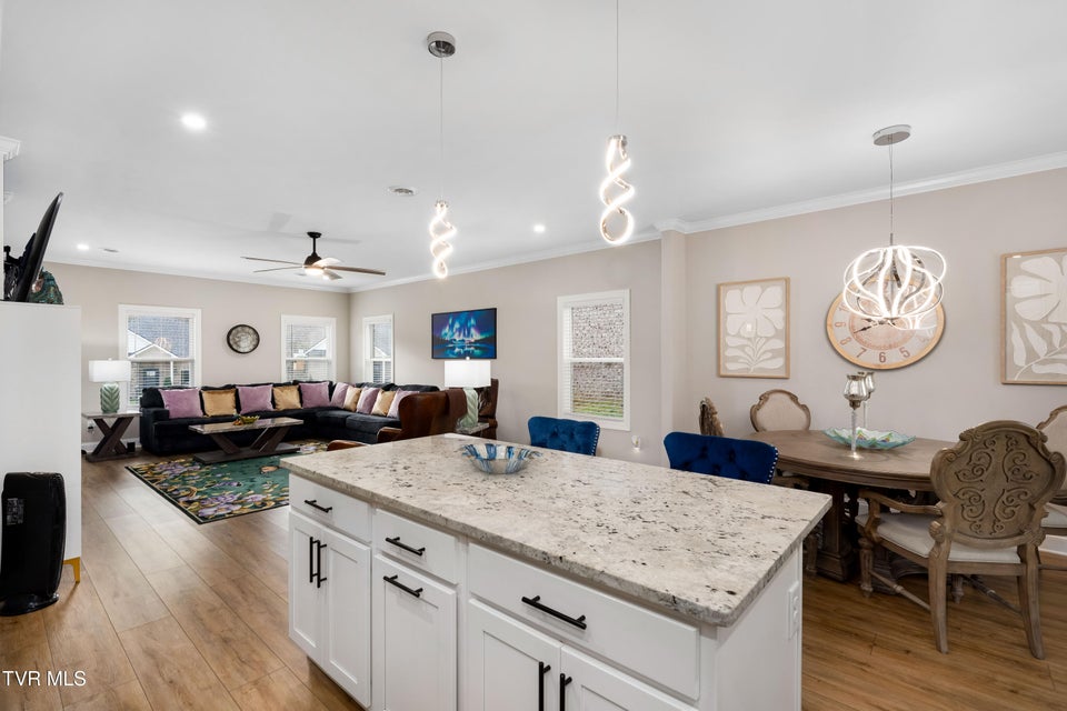 Photo #31: 226 Quiet Stroll Lane