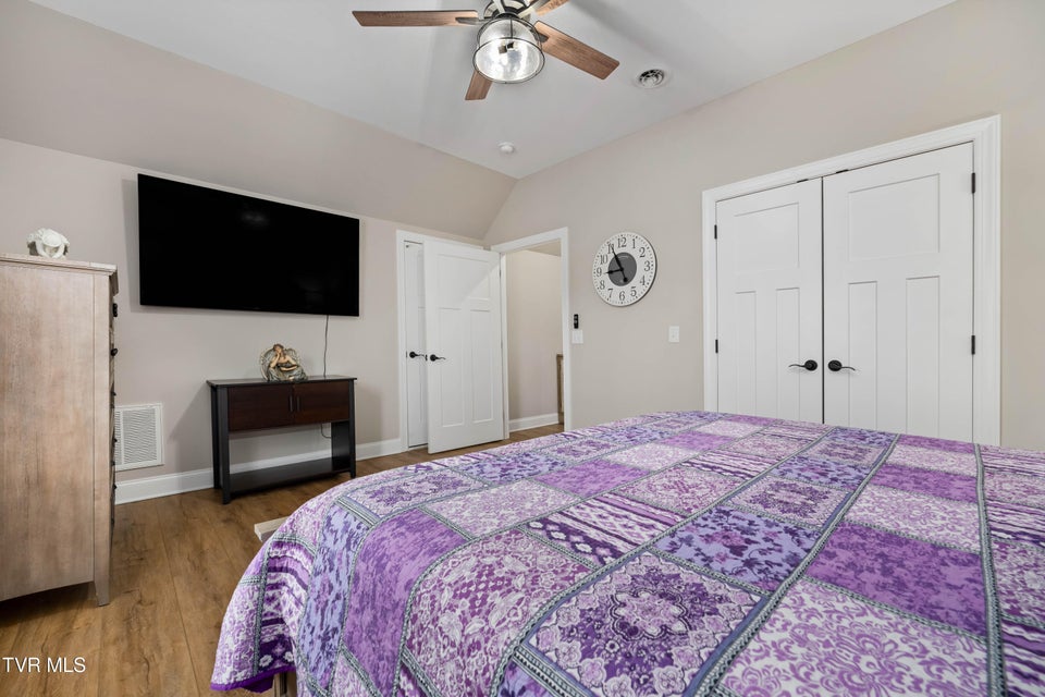 Photo #43: 226 Quiet Stroll Lane