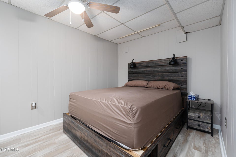 Photo #49: 548 Fleetwood Drive