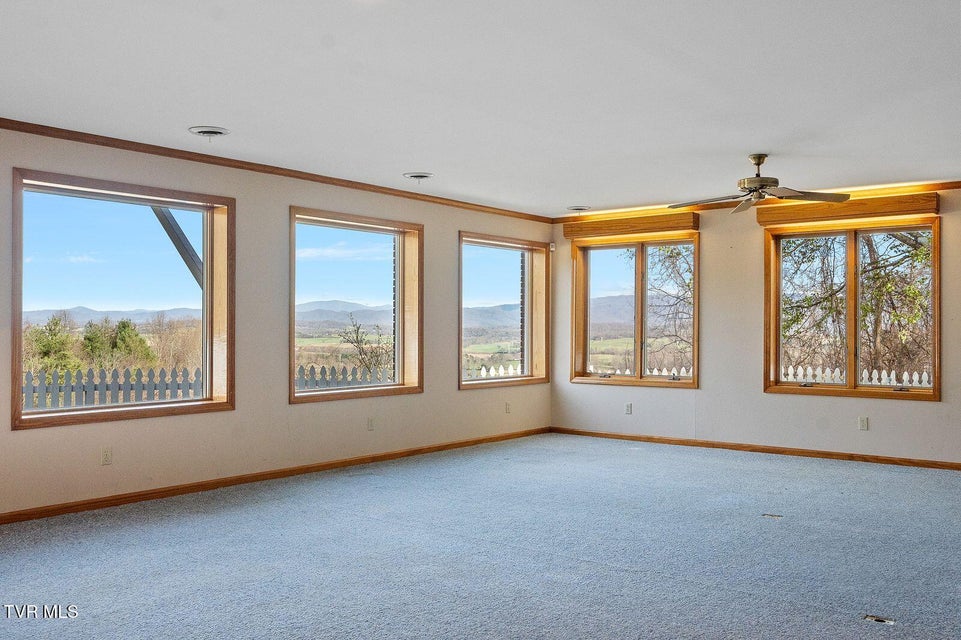 Photo #12: 449 Chuckey Overlook 