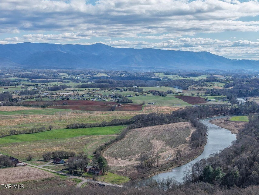 Photo #87: 449 Chuckey Overlook 
