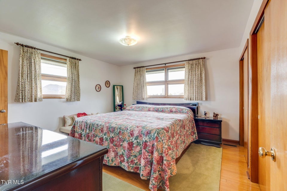 Photo #12: 801 Mimosa Drive