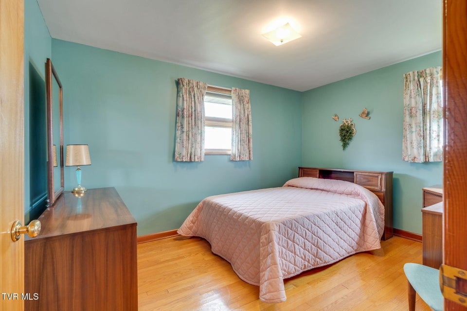 Photo #15: 801 Mimosa Drive