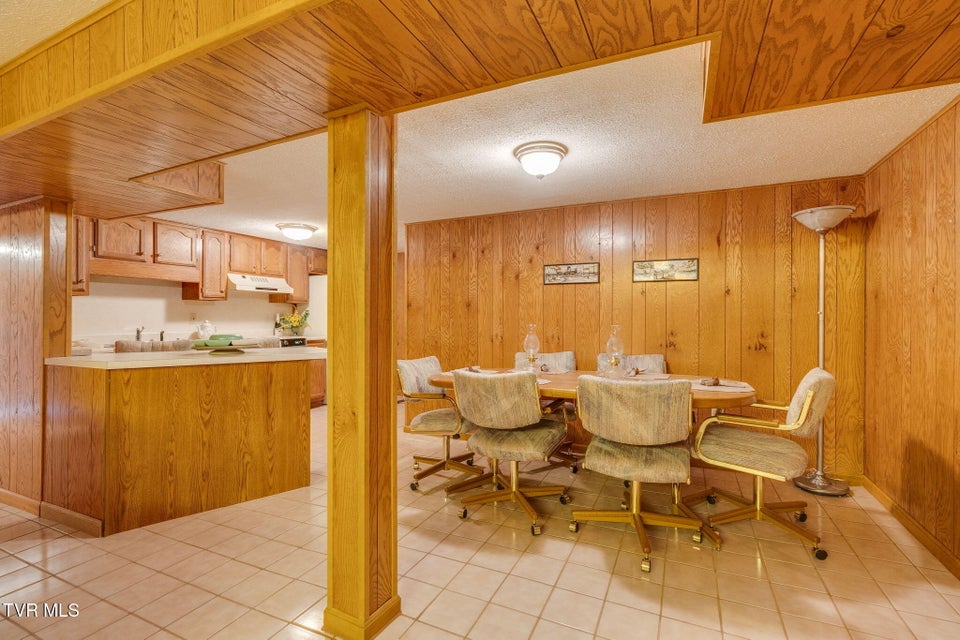 Photo #22: 801 Mimosa Drive