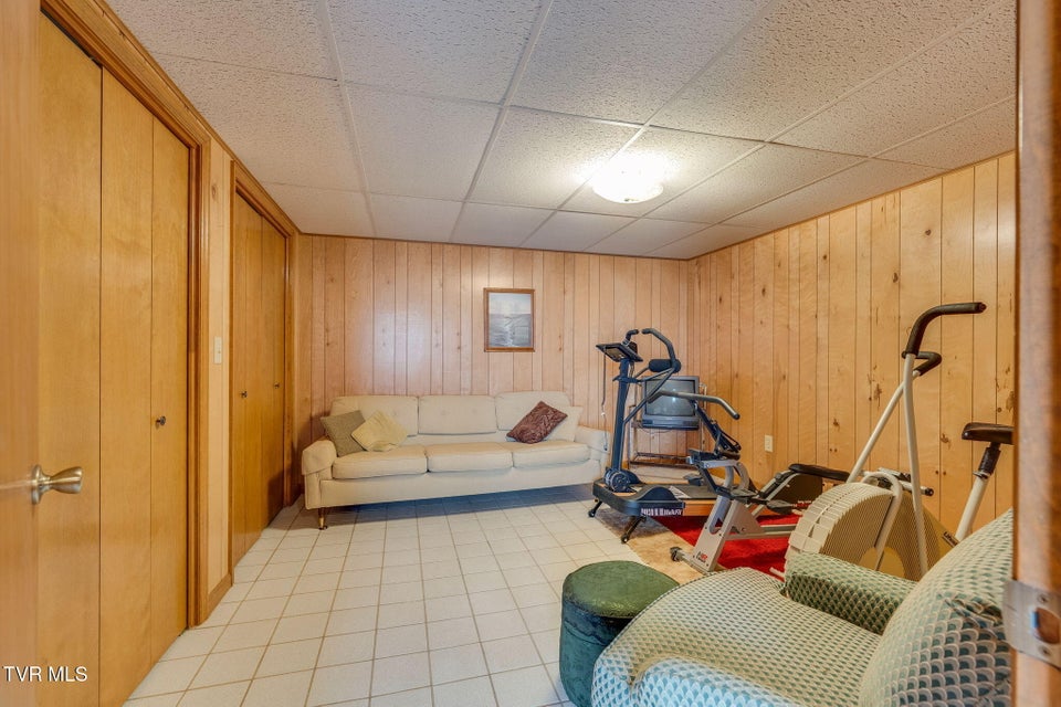 Photo #25: 801 Mimosa Drive