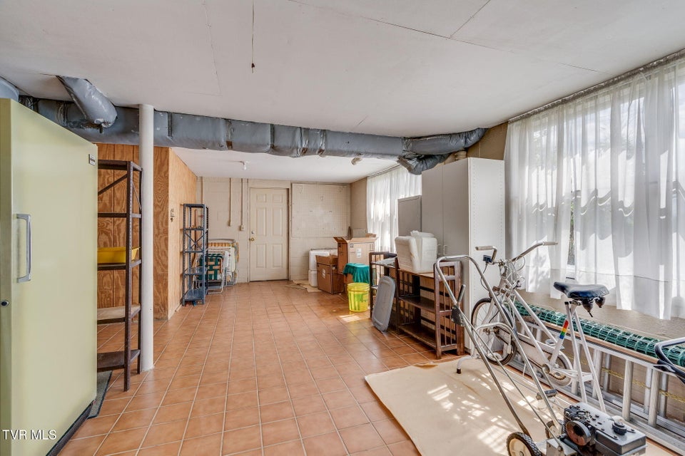 Photo #27: 801 Mimosa Drive