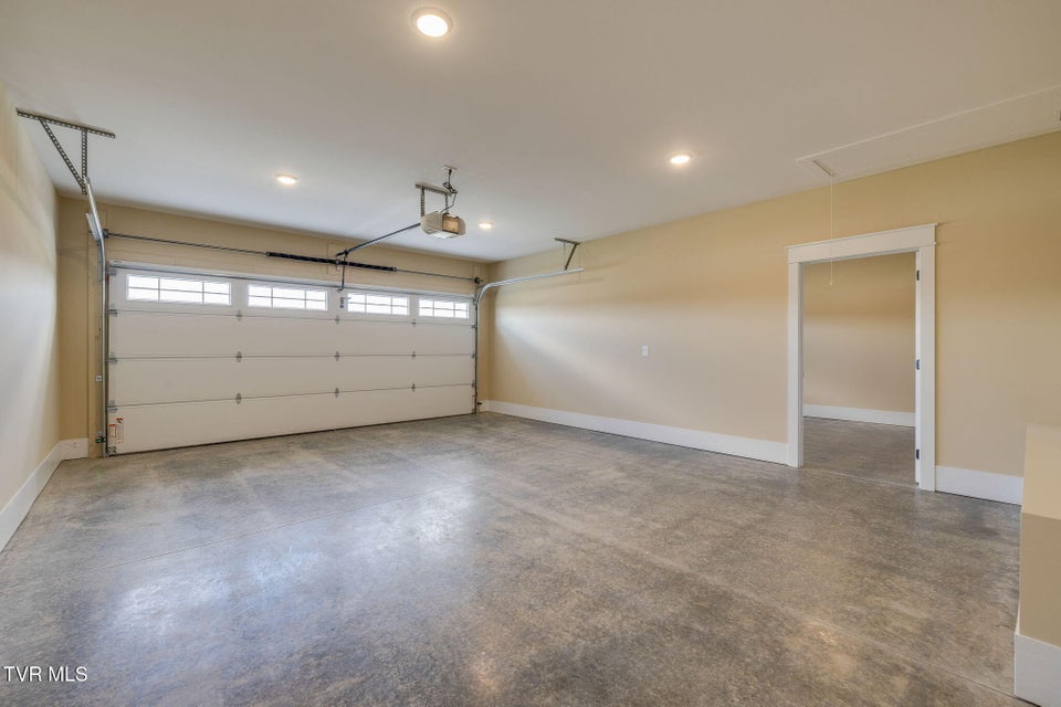 Photo #28: 518 Middays Rest