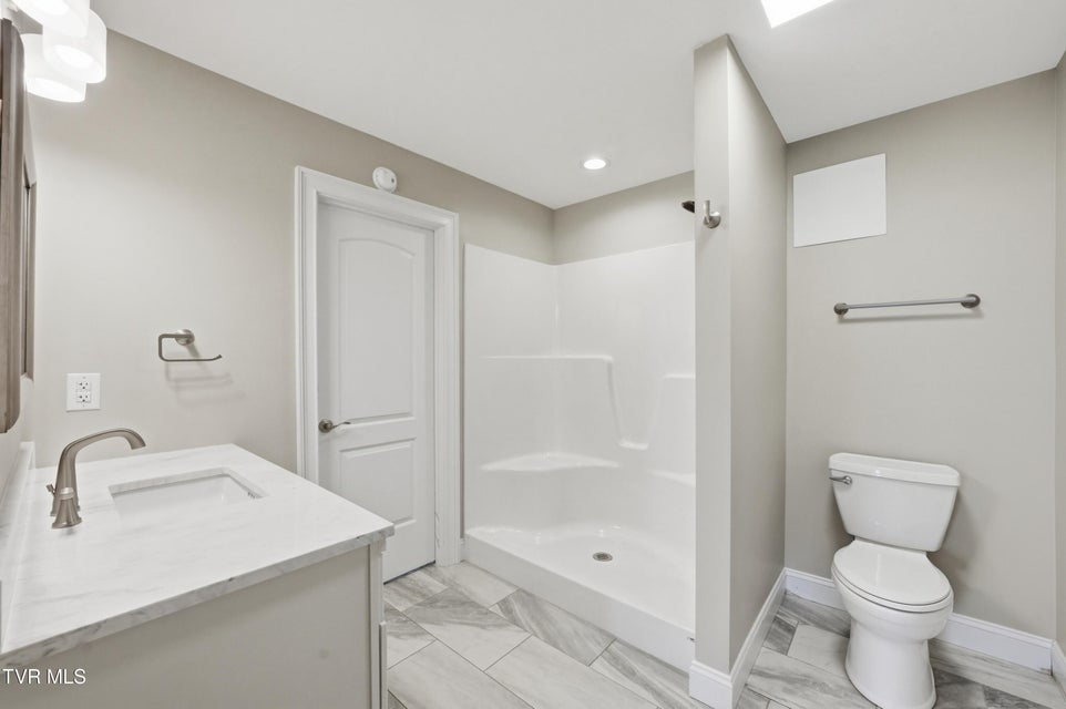 Photo #34: 1184 Cliffview Circle