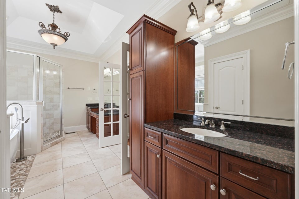 Photo #16: 1184 Cliffview Circle