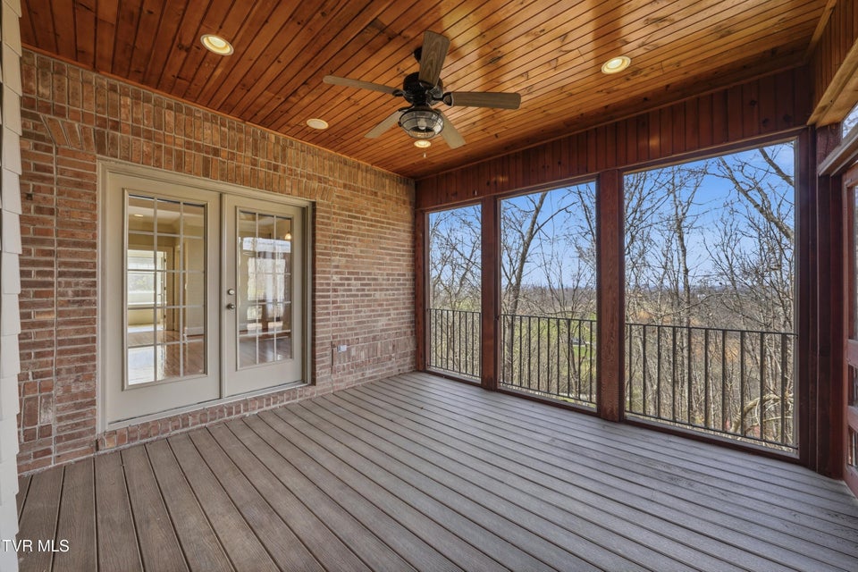 Photo #18: 1184 Cliffview Circle