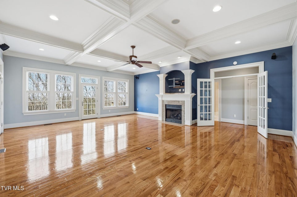 Photo #10: 1184 Cliffview Circle