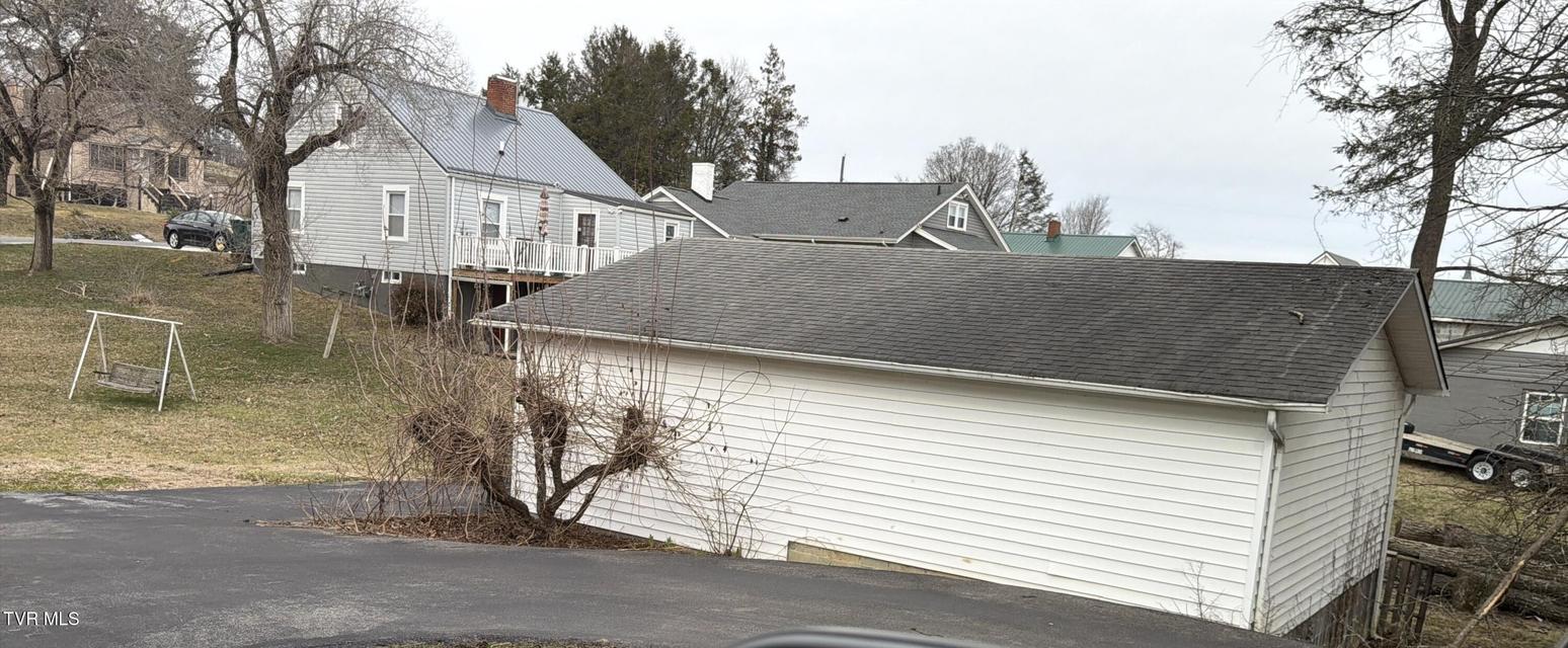 Photo #3: 345 Monroe Street