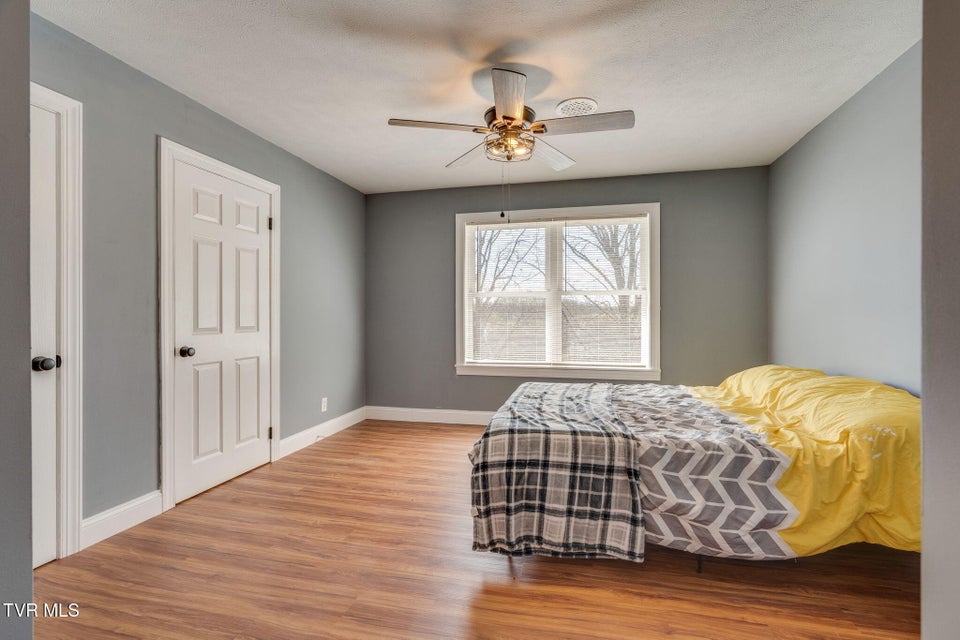 Photo #25: 1405 Dover Road