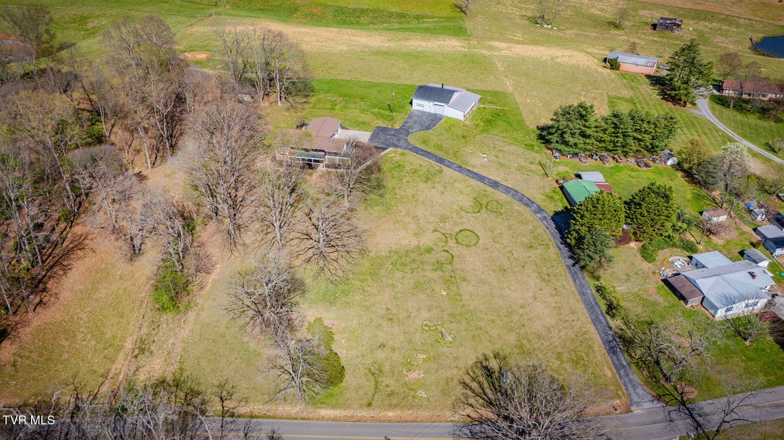 Photo #57: 1405 Dover Road