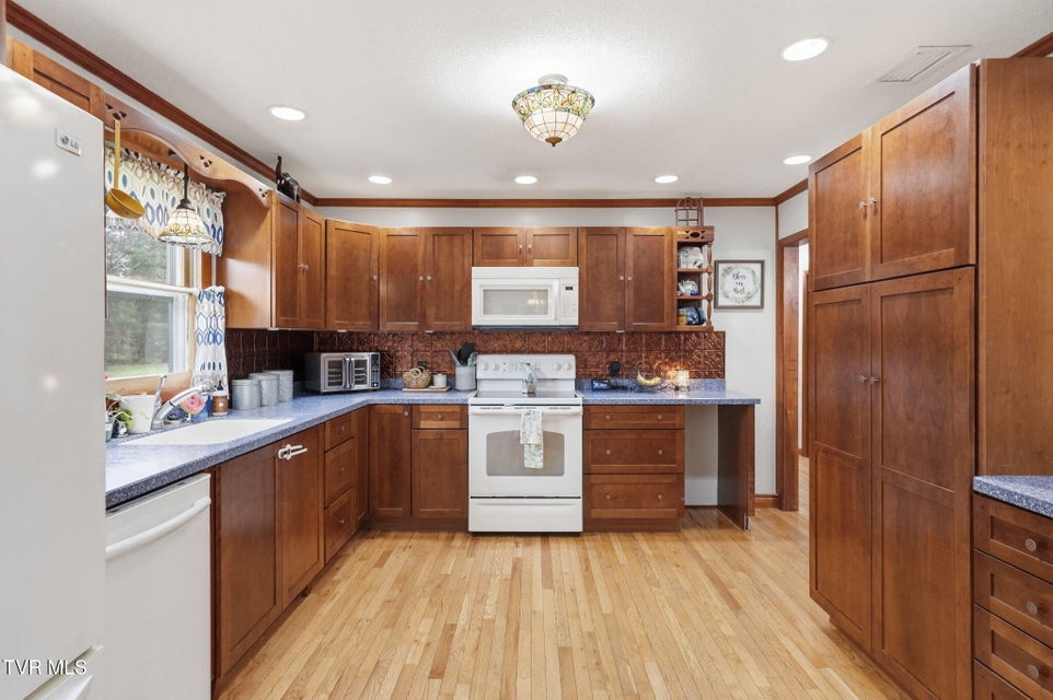 Photo #6: 261 Price Road