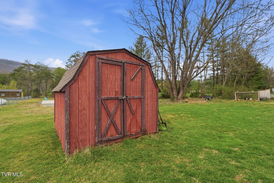 Photo #26: 261 Price Road