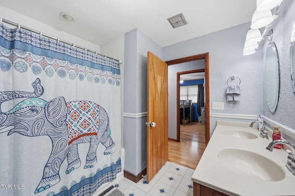 Photo #11: 261 Price Road