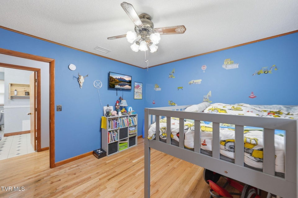 Photo #16: 261 Price Road