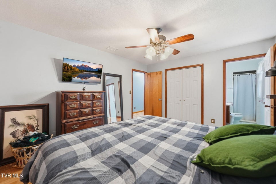 Photo #18: 261 Price Road