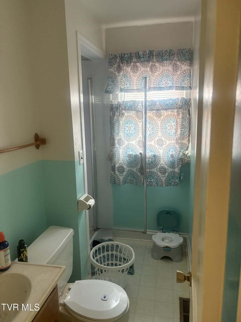 Photo #2: 11821 Central Street