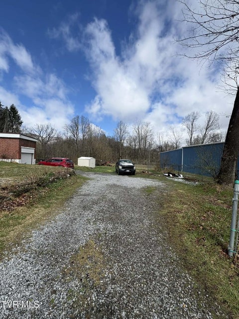 Photo #10: 11821 Central Street