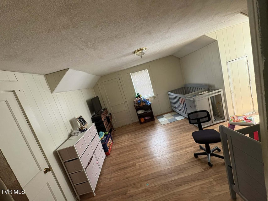 Photo #19: 11821 Central Street