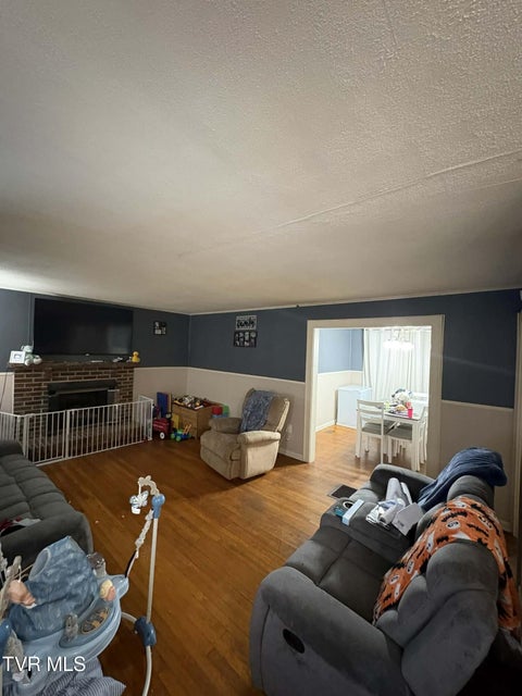 Photo #23: 11821 Central Street