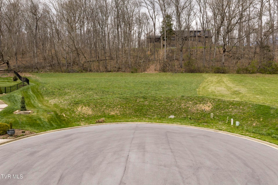 Photo #2: 5 Sweet Pea Terrace