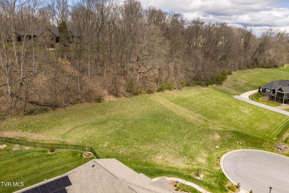 Photo #8: 5 Sweet Pea Terrace