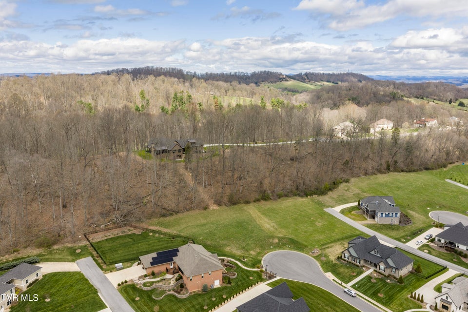 Photo #18: 5 Sweet Pea Terrace