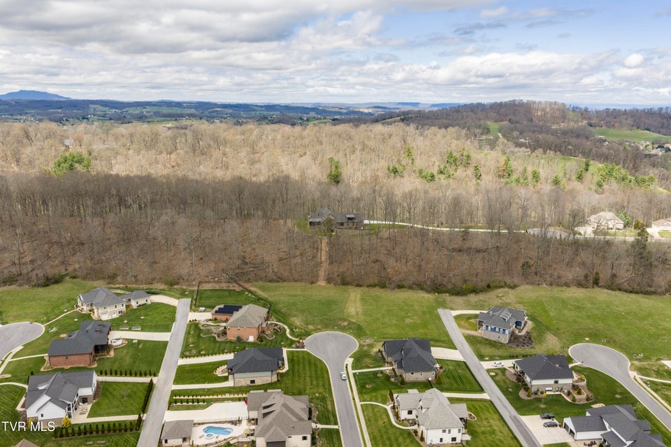 Photo #19: 5 Sweet Pea Terrace