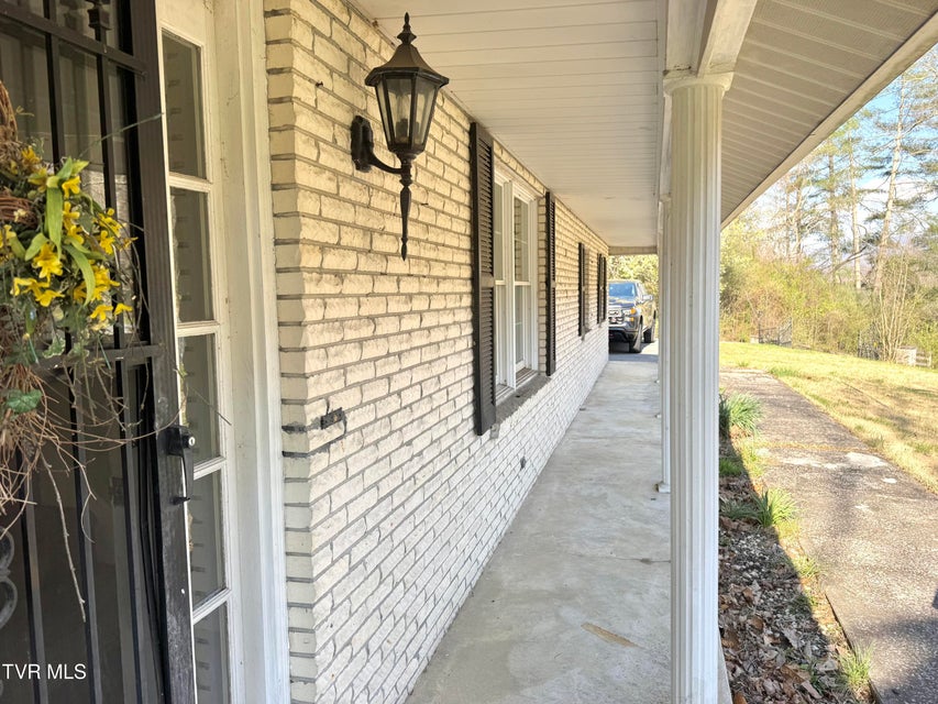 Photo #4: 1721 Valley View Drive