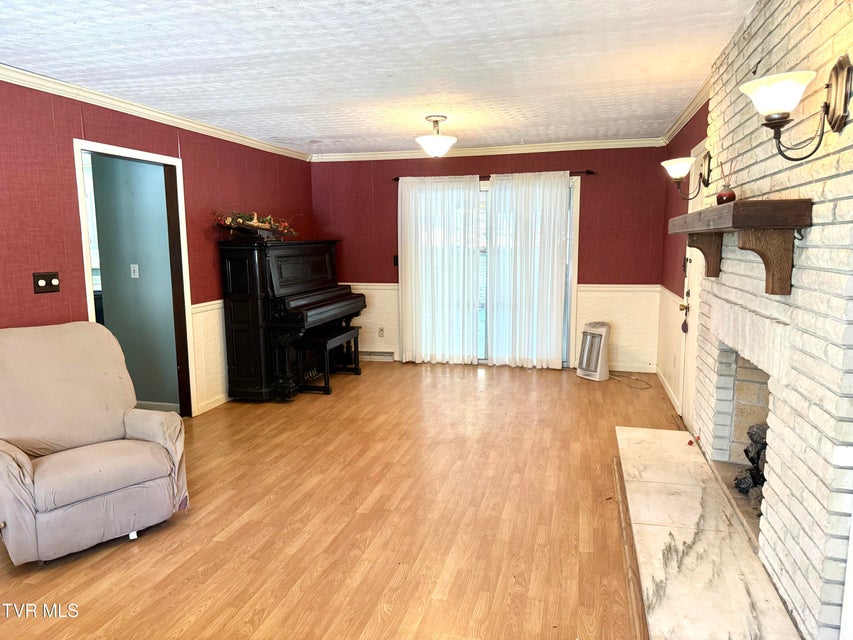 Photo #21: 1721 Valley View Drive