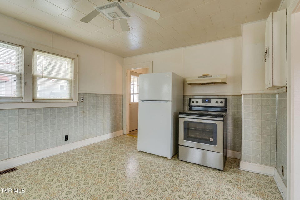 Photo #9: 114 Maple Drive