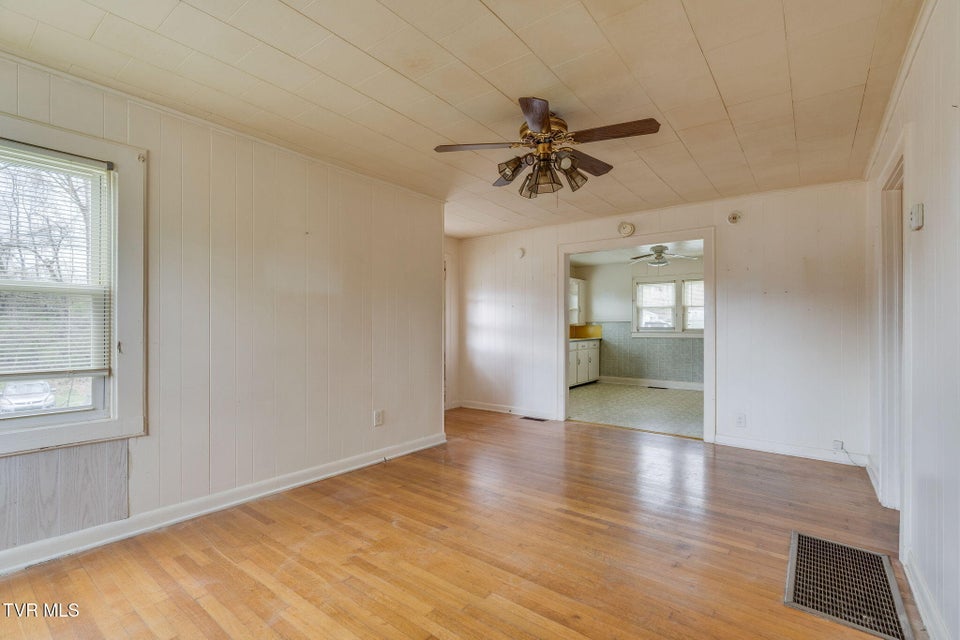 Photo #6: 114 Maple Drive