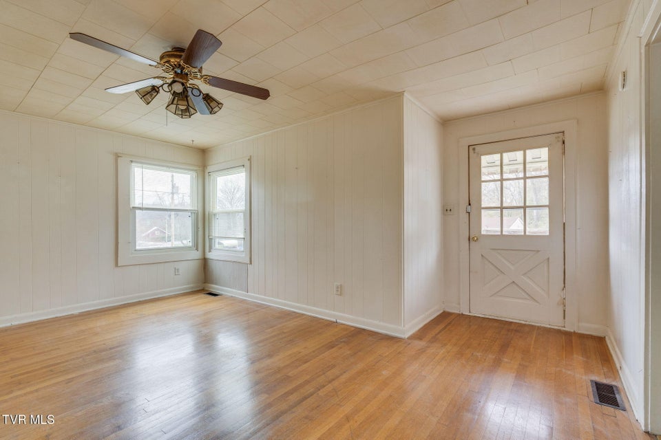 Photo #5: 114 Maple Drive