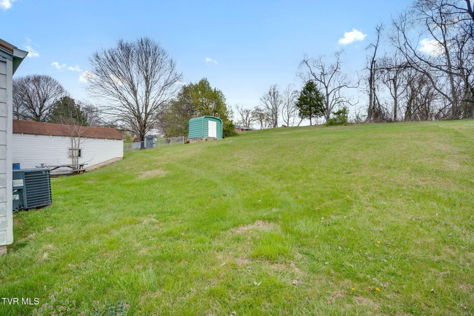 Photo #18: 114 Maple Drive