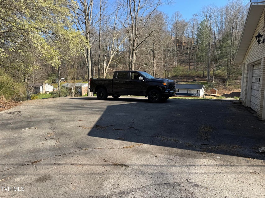 Photo #41: 1721 Valley View Drive