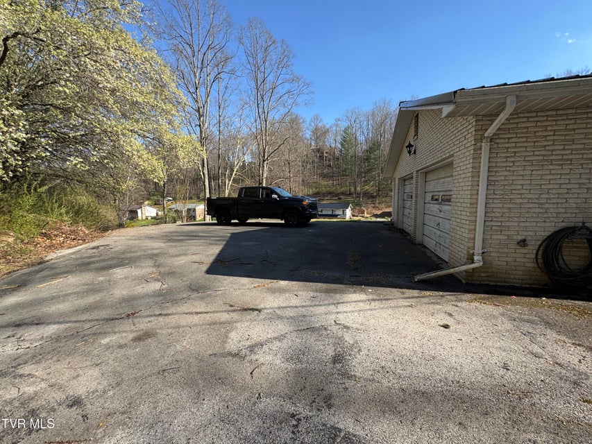 Photo #42: 1721 Valley View Drive